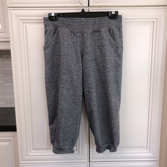 Ivivva by Lululemon crop joggers - Picture 1 of 8